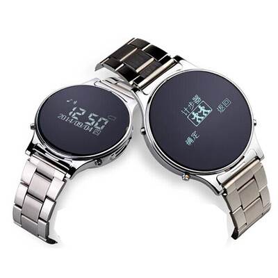 

V + V V916 Smart Bluetooth Watch Спортивный шагомер Входящий звонок Wearable Phone Anti-theft Long Standby Полный металлический корпус Silver