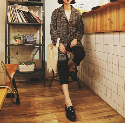 

2017 autumn and winter new retro lattice thick woolen jacket female loose in the long section of thousands of birds lattice coat