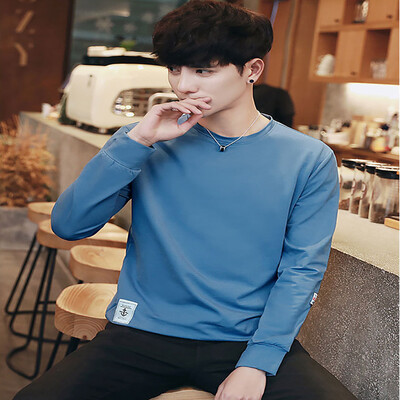 

2017 new autumn round neck sweater men leisure students handsome trousers trend coat