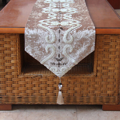 

Cntomlv modern simple fashion table runner European style Luxury Sino