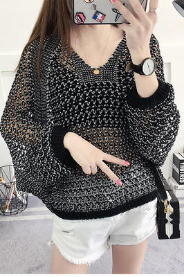 

2017 Spring and Autumn Sweater Hollow v Collar Summer Sweatshirt Female Hooded Thin Loose Bats Missing Sweater