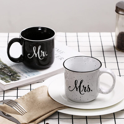 

A Ting Ceramic Mug for Lovers White and Black Coffee Cup