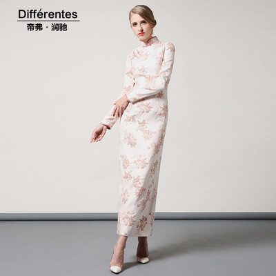 

DF · RS Осенний и зимний длинный разрез с длинными рукавами улучшенный cheongsam 2017 бежевый сбритый талия темперамент cheongsam