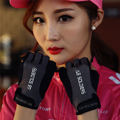 

2017 new women's sports semi-finger gloves couple outdoor fitness thin section sunscreen gloves non-slip