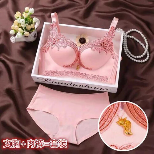 聚拢狐狸 官方旗舰店正品官方网无钢圈女新品厚薄款小胸罩慕色幸福罗丽丝狐狸天使向大大幸福花内衣文胸套装 粉色（套装） 34B/75B