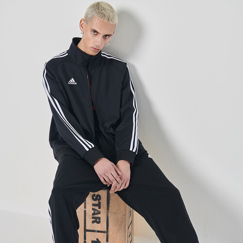 阿迪达斯男装2019秋季新款时尚上衣运动服休闲舒适防风夹克外套 TR30J-BW黑白夹克 L