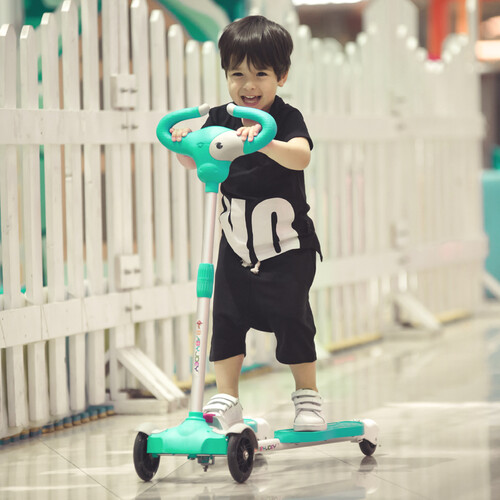 京东超市英国Babyjoey 儿童滑板车 滑滑车 剪刀车宝宝摇摆车小孩四轮踏板车 银河绿