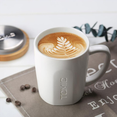 京东超市特美刻（TOMIC） 创意马克杯牛奶杯陶瓷杯子情侣水杯咖啡杯带盖勺 白色400ML