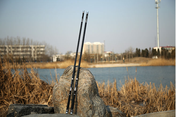 品列(pinlie) 【官方自营】飞天鲤鱼竿飞天鲤钓鱼竿手竿超轻超硬28调