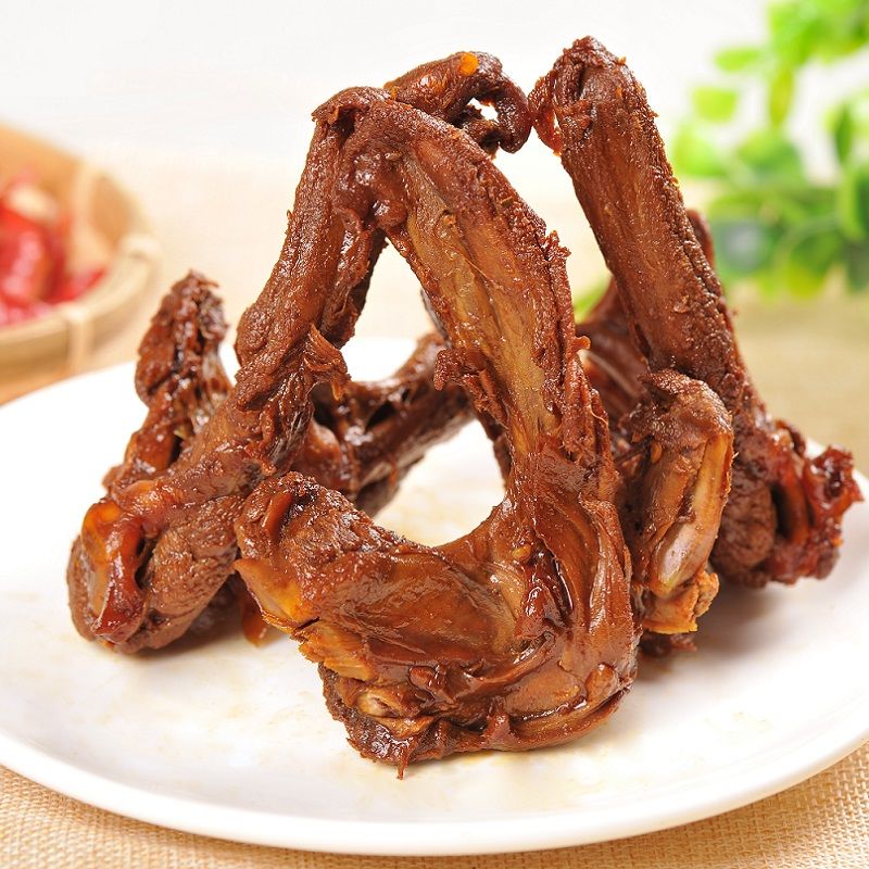 香辣鸭锁骨特产鸭架