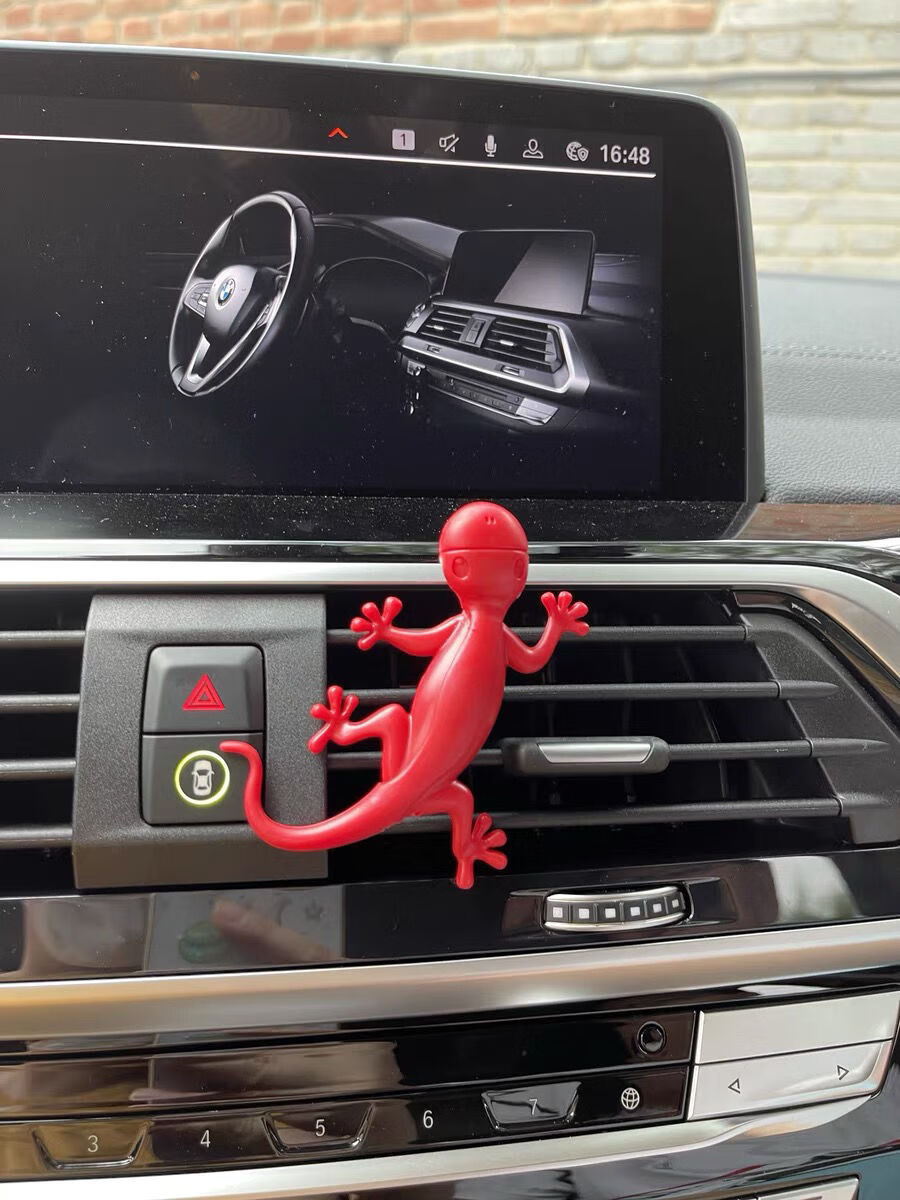 奥迪壁虎车载空调出风口香薰德国原厂制造 红色(花香味) (花香味)