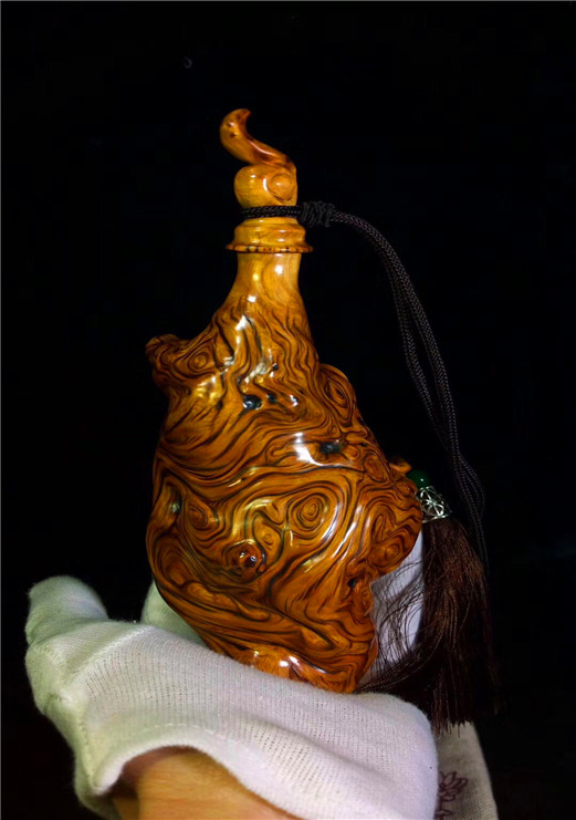 一北太行崖柏手把件瘤花把件陈化虎皮纹随形手把件毛料练手小料黑色a