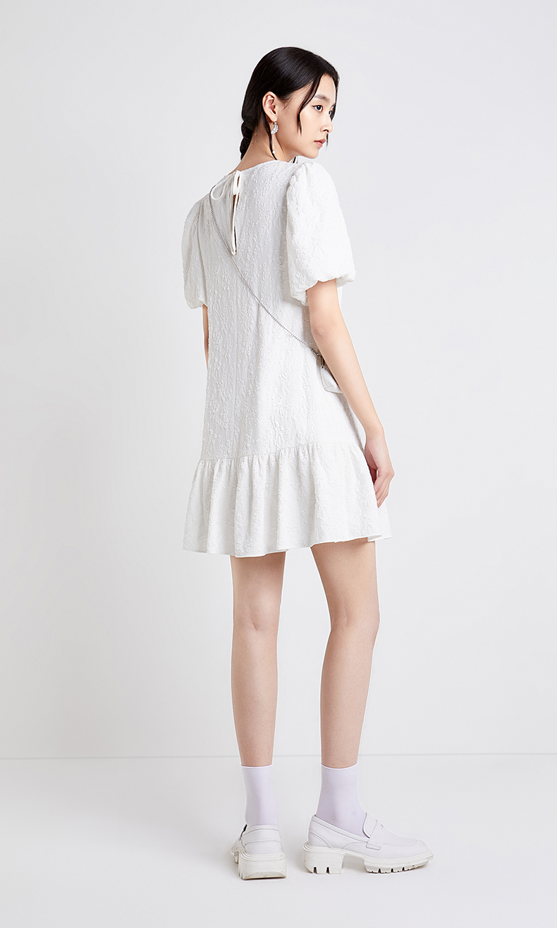 ochirly欧时力2022新款夏装提花荷叶娃娃裙连衣裙黑色090xs