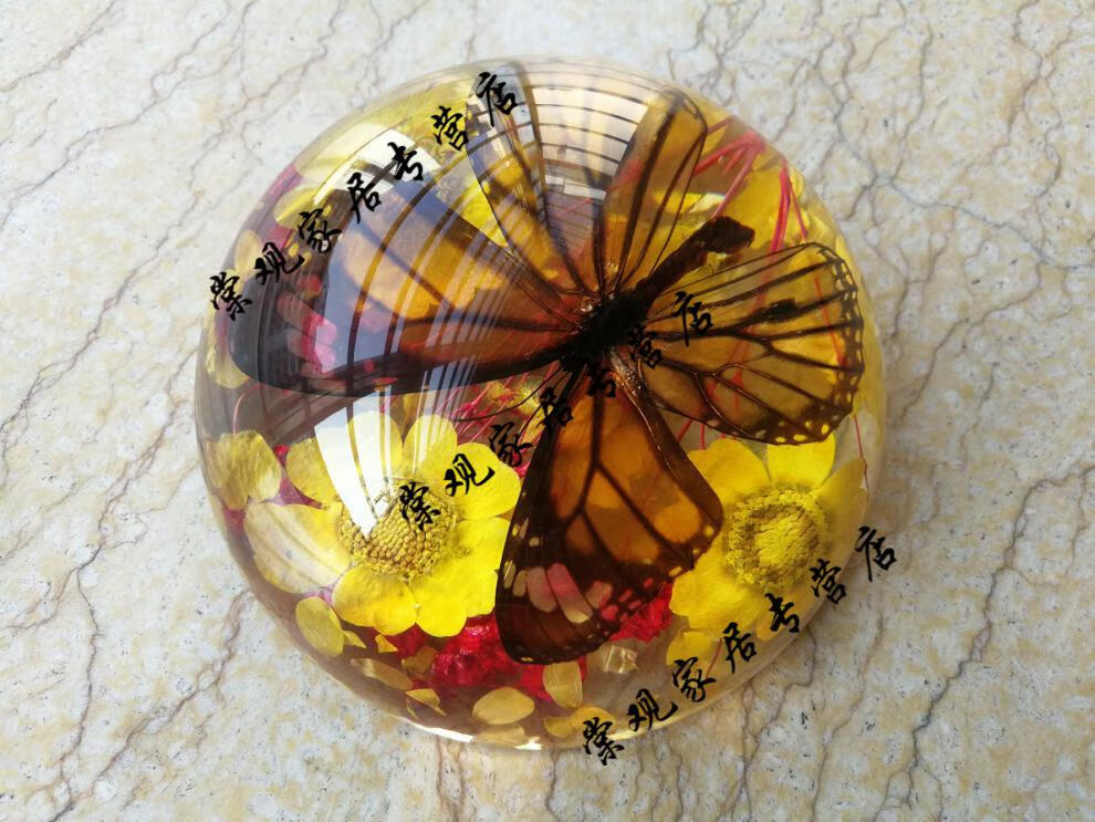 人工琥珀摆件昆虫标本真蝴蝶花透明树脂半球形家居装饰创意礼品bj0711