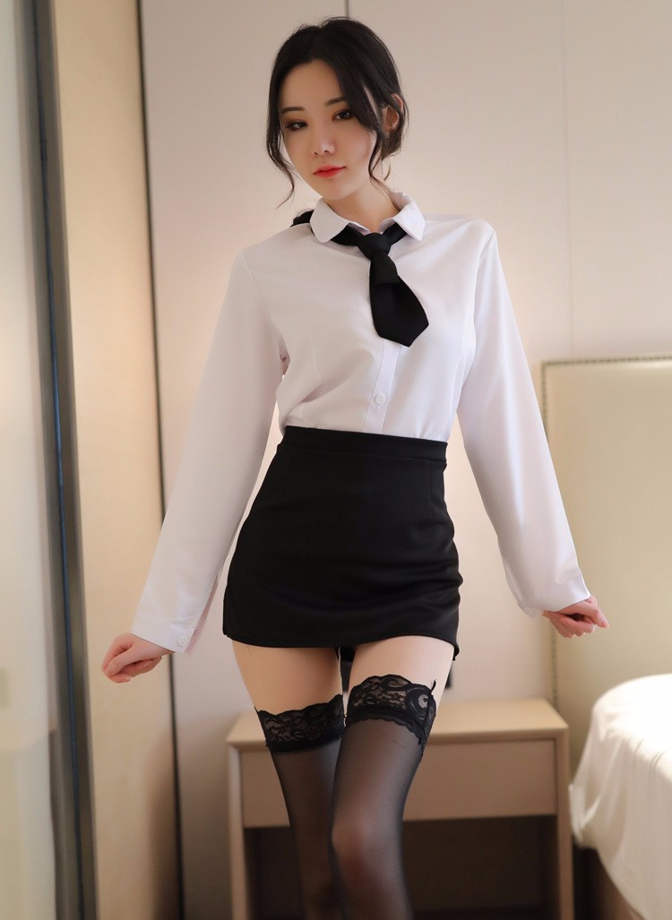 性感睡衣连体情趣内衣女诱惑套装吊带免脱透视角色扮演情趣制服丁字裤