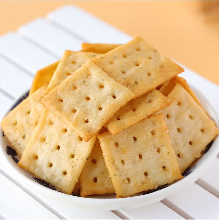 喀吱脆薯脆油炸薄饼干散装自选薯片批发网红休闲食品小零食葱香烤翅味