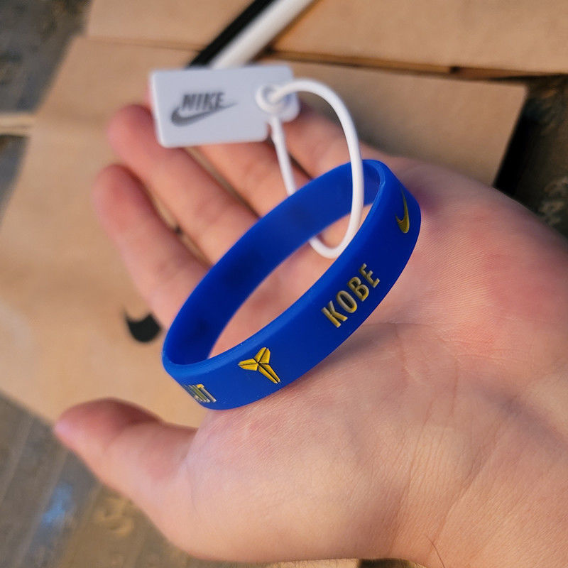 aiosc篮球星湖人队黑曼巴8号运动硅胶手环腕带男女学生情侣跑步8号
