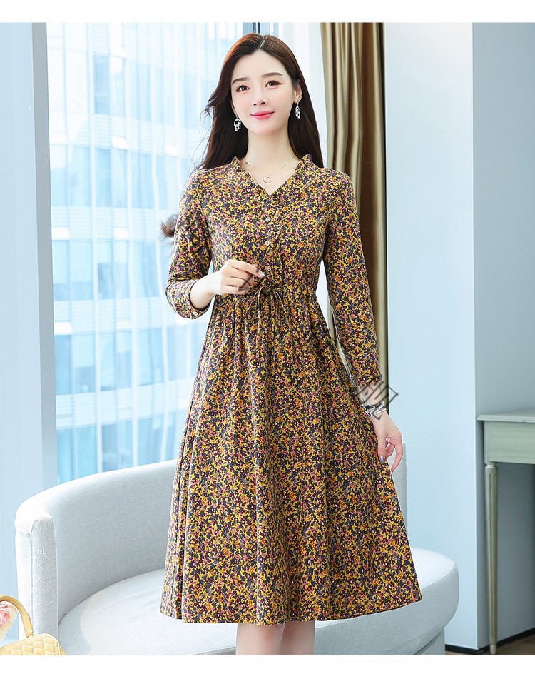 中老年棉麻长款长袖连衣裙妈妈穿的新款秋装亚麻碎花裙子装打底裙薄咖