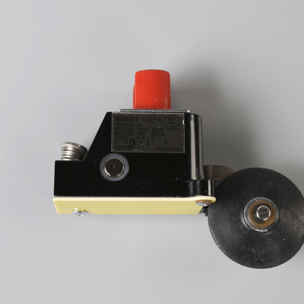 电梯限位开关ndqx41bndqx41k行程东芝换速极限开关电梯配件大全dnd