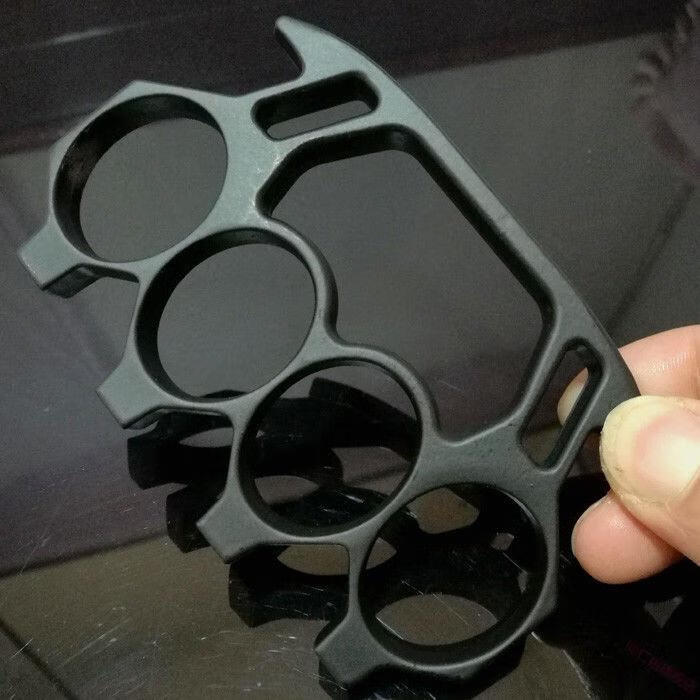 防身户外手指虎手扣铁拳头铁四指钢指套铁手套指拳套救生装备卷绿绳