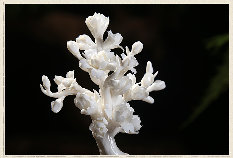 鹿凌青轻奢白瓷艺术品创意陶瓷工艺品禅意装饰摆件一