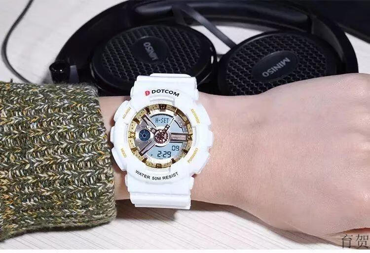 动特酷dotcom手表手表男高中学生四组闹铃韩版潮流时尚青年防水电子表