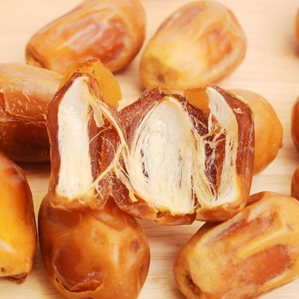 黄椰枣大颗粒阿联酋黑黄金椰枣级孕妇零食煮粥伊拉克黄椰枣一斤