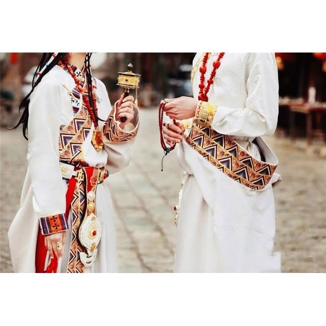 恒源祥高端品牌情侣款藏袍男女藏式穿搭藏族服装藏装集合图形民族风