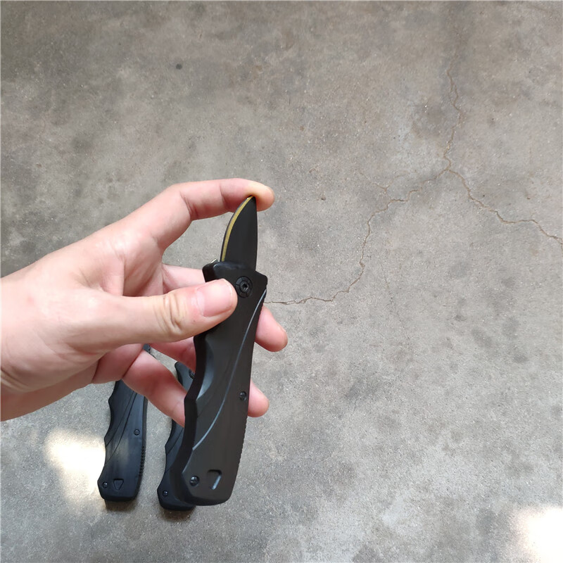 愚人节道具塑料伸缩弹簧收缩刀假刀愚人节整人道具恶搞搞笑魔术塑料刀