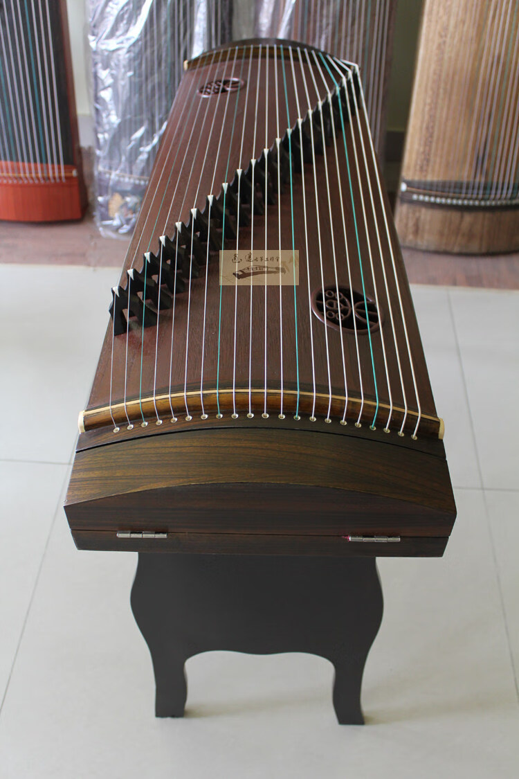 米囹w108演奏级实木小古筝小型便携式短筝半筝面挖筝迷你古筝 90cm