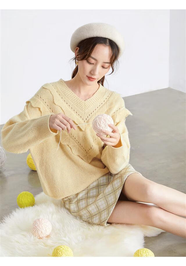 年早秋冬新款v领毛衣日系甜美女神款毛针织衫女套头外穿上衣米黄时尚