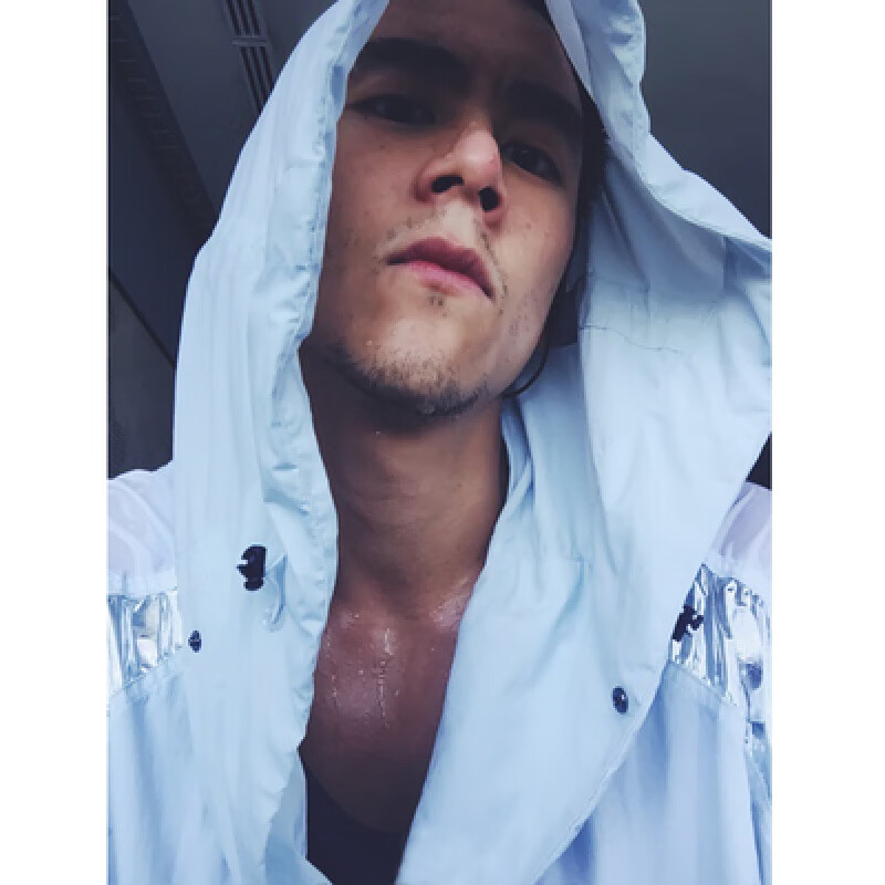 偷心之狐锻炼励志背景图彭于晏健身海报男神彭于晏海报影视帅哥肌肉男