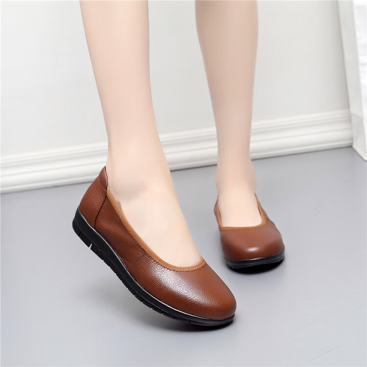 女平底职业上班空姐鞋大码软底皮鞋妈妈鞋春秋单鞋女43适合脚宽脚胖脚