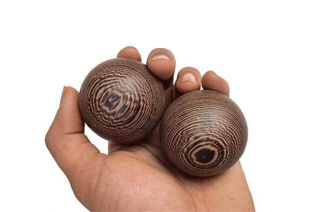 云淡健身球手球实心活动球健身球手球球老人实木按摩球手指球实木质