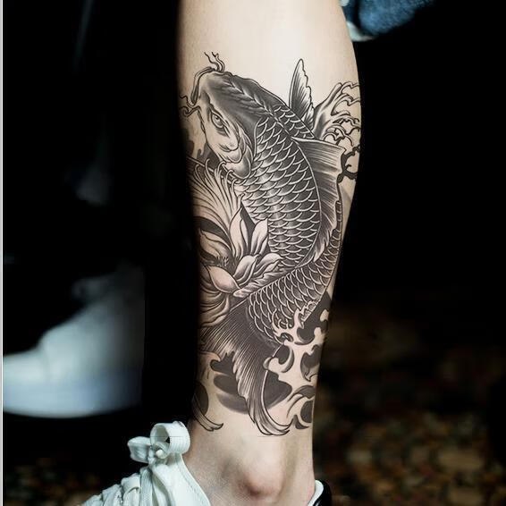 贴半臂发财锦鲤花臂花腿纹身贴鲤鱼黑鱼水纹身贴纸男女仿真刺青一张