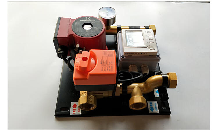 格兰富水泵自动混水中心地暖手动混水地暖混水中心循环泵恒温控温自动