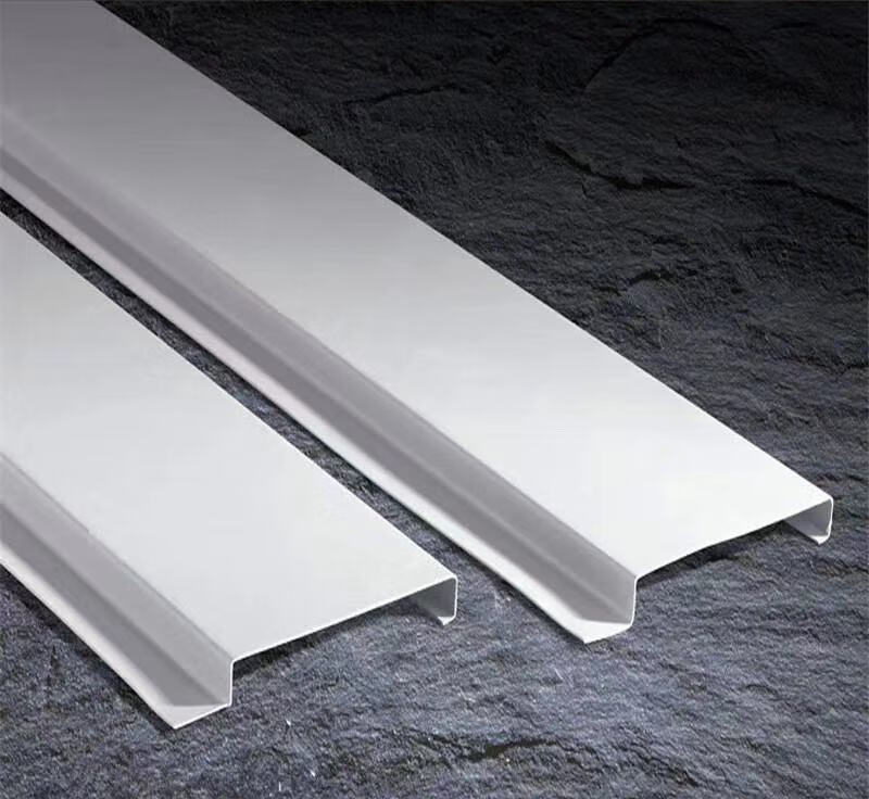 阳台 格栅全屋集成吊顶装修材料仿木纹长条铝扣板厨房阳台客厅阳光房