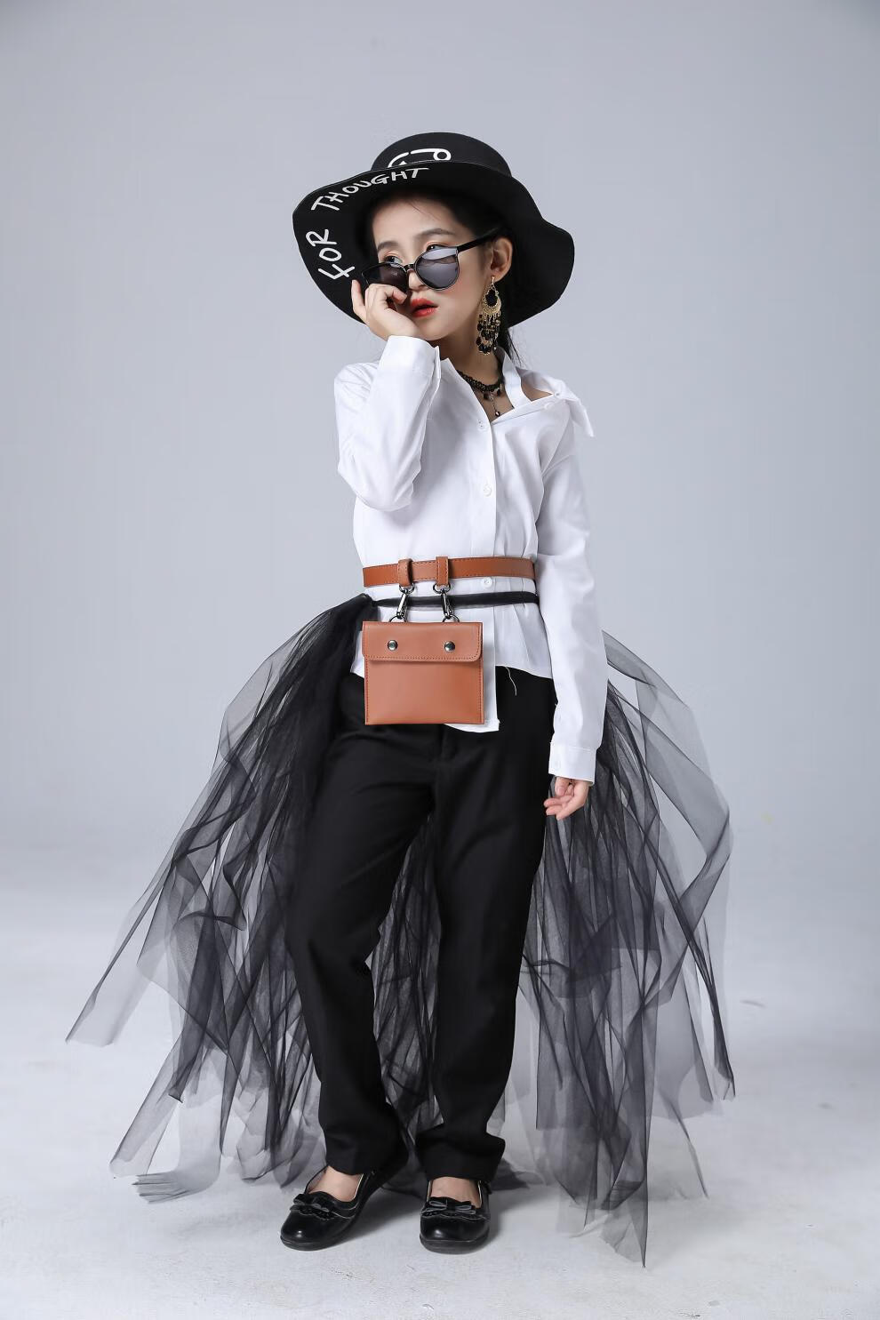 儿童t台秀时装亲子走秀潮服个性蓬蓬裙女孩演出燕尾裙创意模特秀 礼服