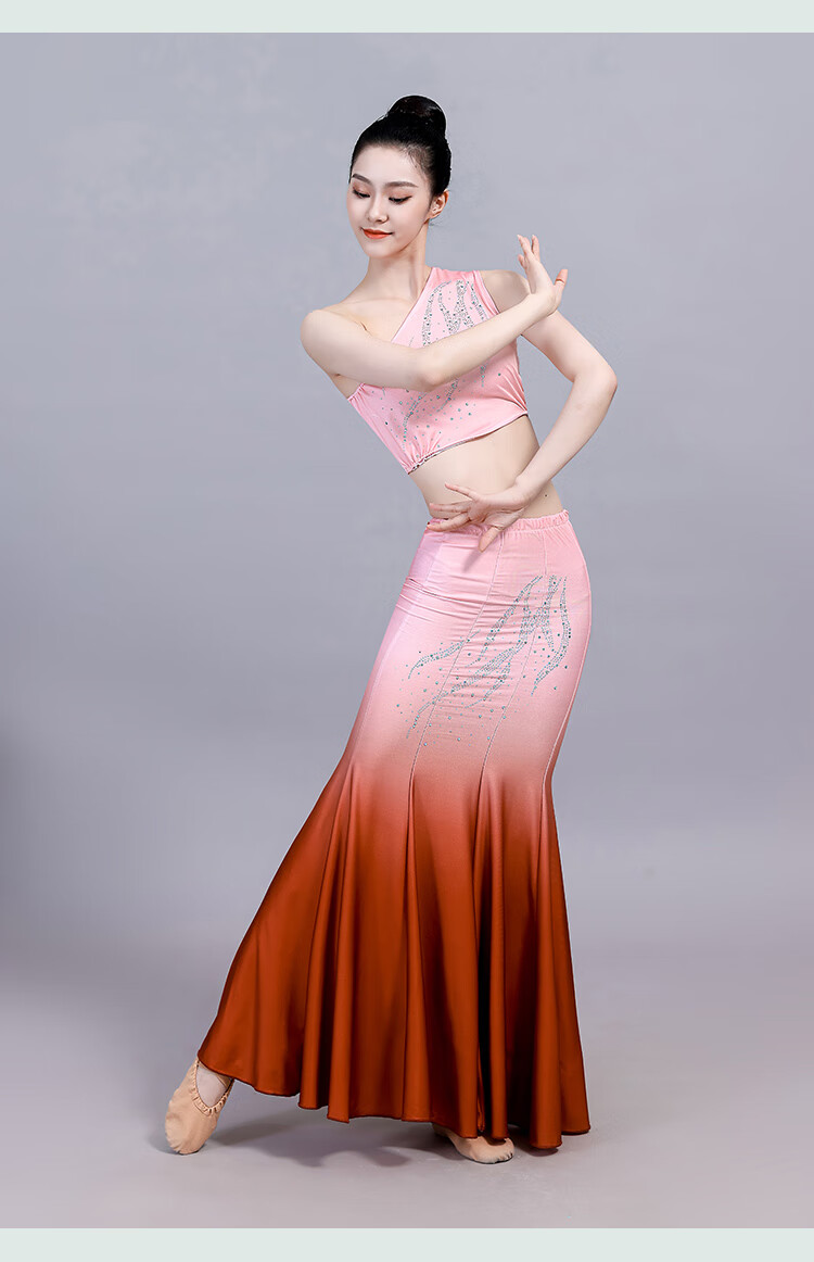 西双版纳傣族服装舞蹈演出服孔雀舞鱼尾半身裙艺考跳舞服练功裙女