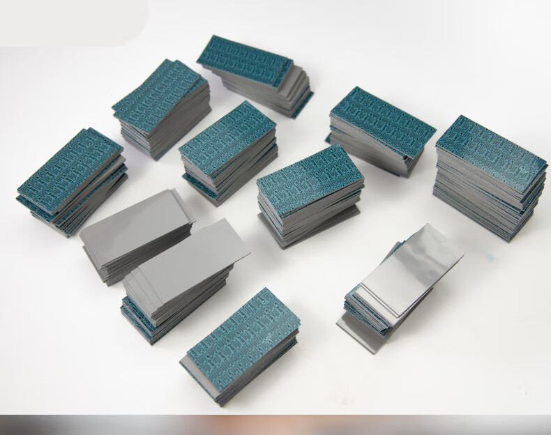 定制700导热硅胶片硅脂垫片显存m2南桥笔记本散热绝缘780片 40*80*0.