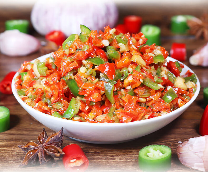 农家自制辣椒酱双色蒜蓉剁辣椒特辣香辣拌饭酱下饭菜彩剁椒酱有油双色