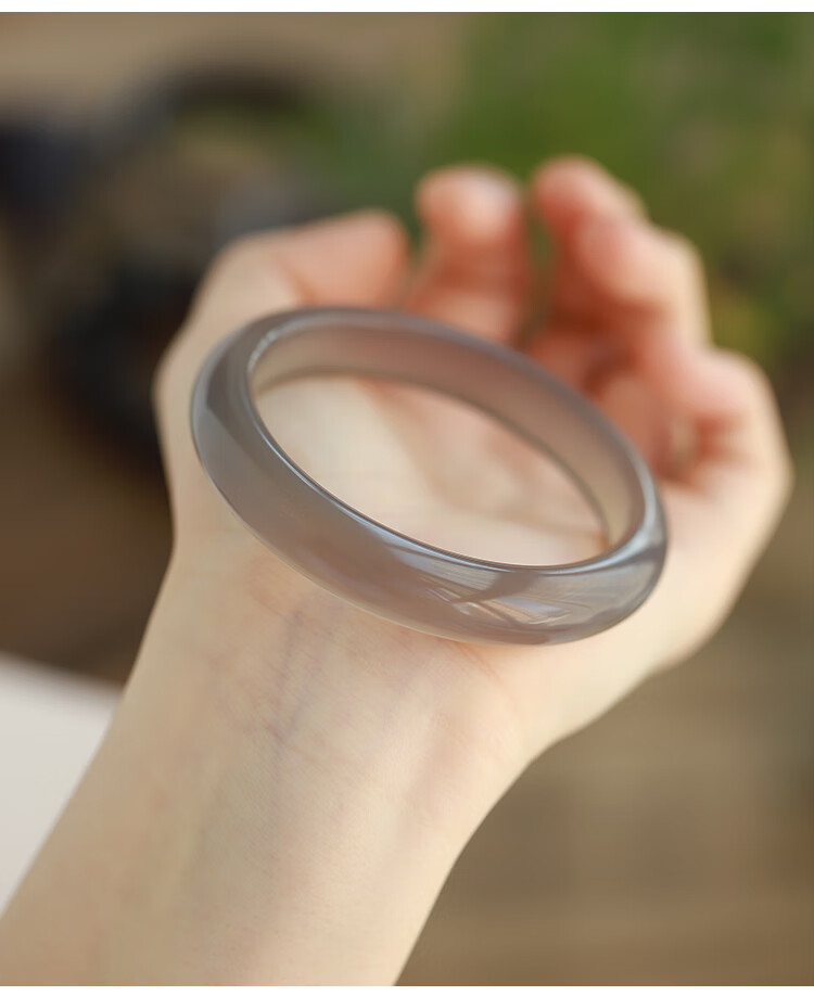 轩野烟灰色玛瑙玉髓手镯女冰种玉镯子年轻款扁圆条少女贵妃镯烟灰色扁