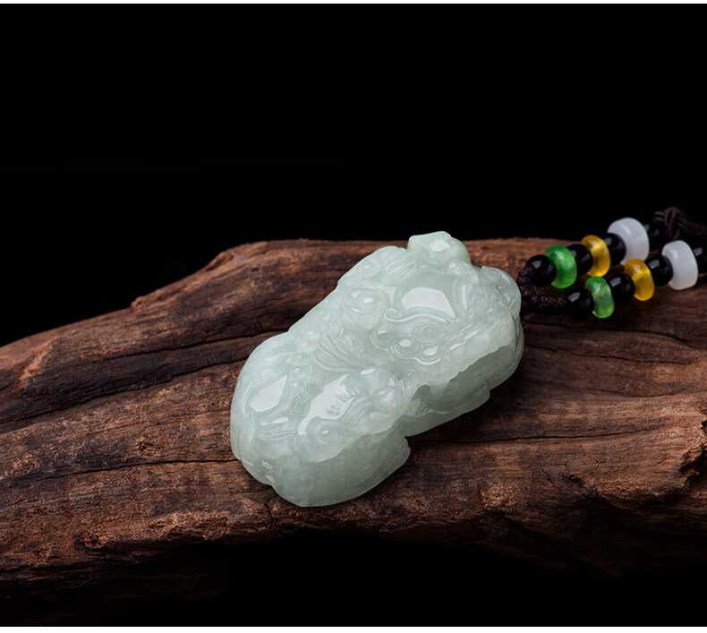 歆洛tyinloa天然缅甸a货翡翠霸王貔貅吊坠冰种玉石挂件男女款皮丘玉坠