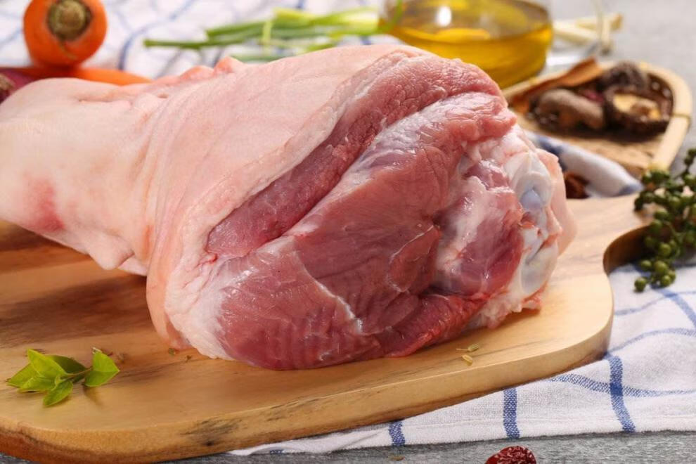 新鲜猪肘子猪前肘猪蹄膀生鲜冷冻农家猪肉烧烤食材批发 前肘两个装