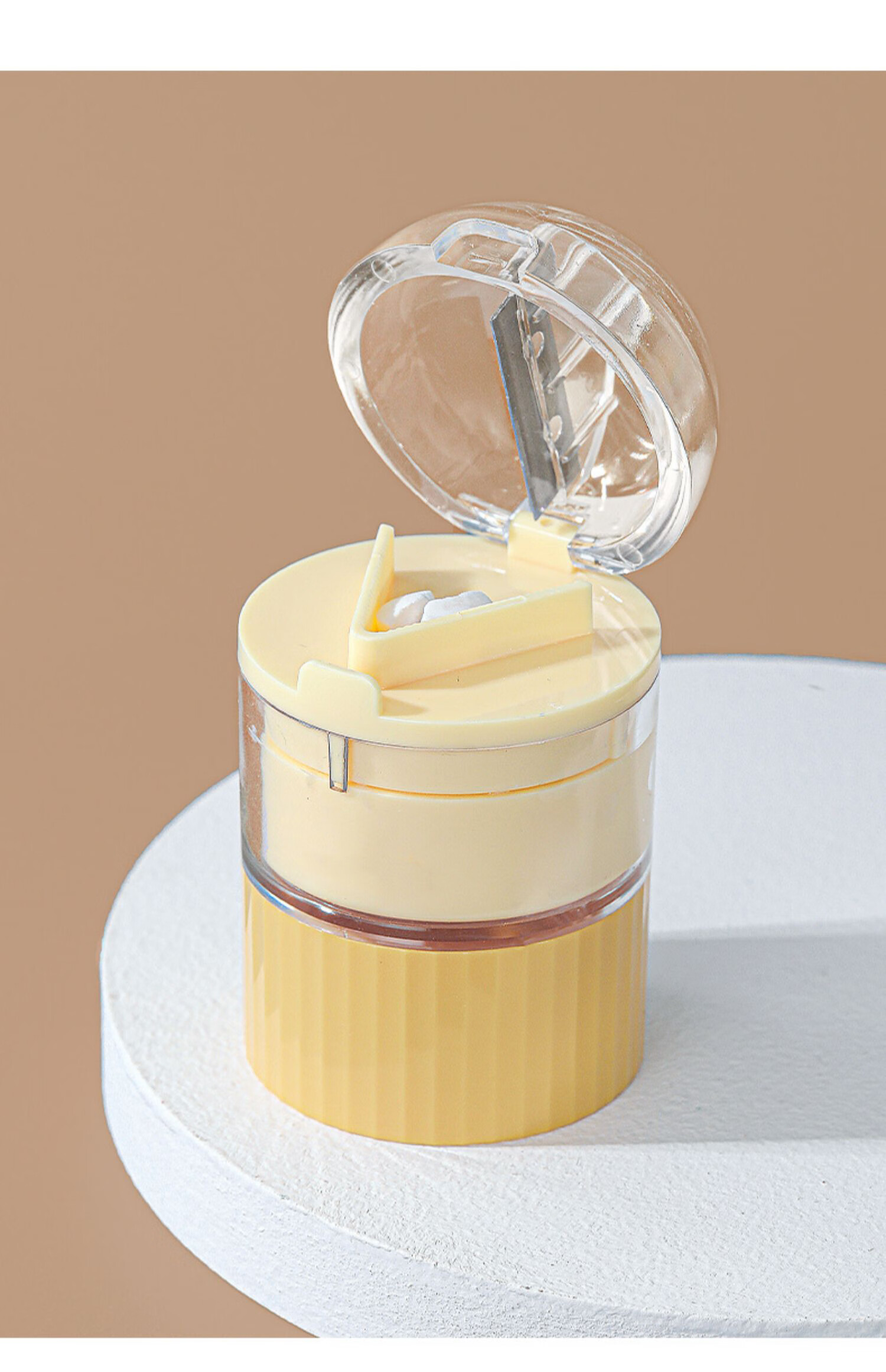 切药器药片研磨器碾磨药粉碎分药神器一分二四便携药盒黄色