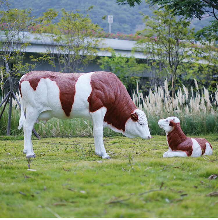 仿真黄牛雕塑摆件动物摆设西门塔尔牛大模型园林景观公园装饰户外米