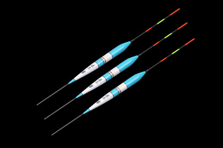 f电子夜光漂3支韩文5目鲫鱼超亮电子浮漂巴尔杉木夜光漂音然双充充电