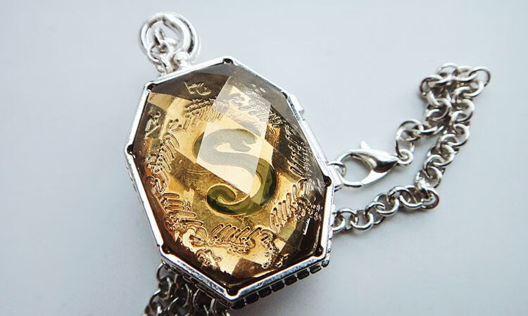 哈利波特挂坠盒哈利波特伏地魔魂器斯莱特林的挂坠盒可打开复古做旧