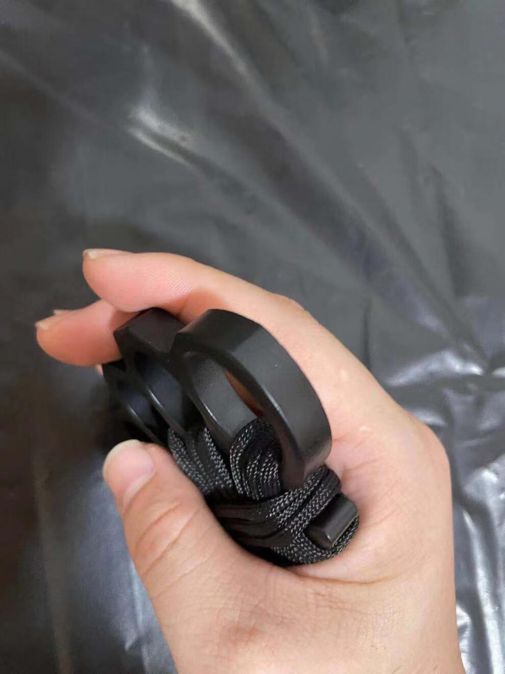 指虎钛合金三刃木指虎户外训练救生拳扣二四扣防身野外紧急护卫用具