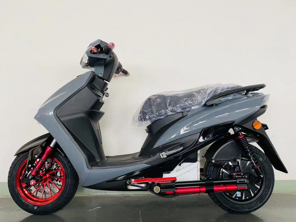 适配三阳四代目碳纤维外壳改装配件壳劲战林海极光飞鹰全套烤漆件pp